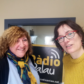 2Selfie Eva Soler i Sira Riera Palau a Debat 16.02.2023 ret.jpeg