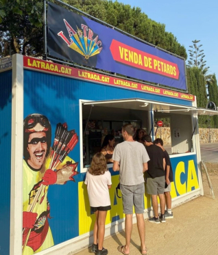 Caseta venda de petards 2023 ret.jpg