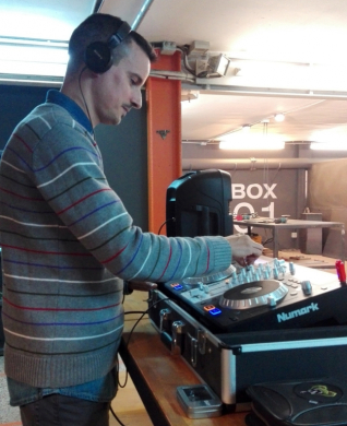 DJ Santi Fabian punxant.jpg
