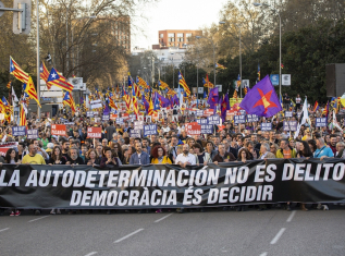 Finestra Oberta 19 de març 2019 Manifestació Madrid.jpg