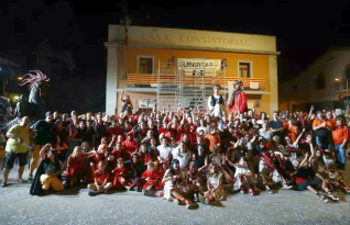 Guirigall foto de grup 2022 modif.jpg