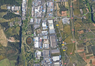 Imatge aèria Palau Google Maps de Can Parera a pol Llevant 2019.jpg