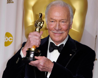 La Trama 28 abril 2021 Christopher Plummer.jpg