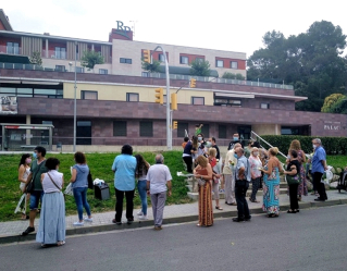 Ofrena floral Residencial Palau 29 juny 2020 B ret.jpg