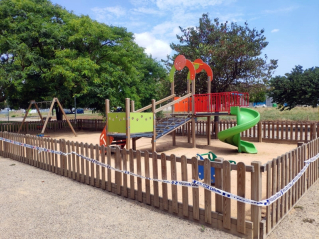 Parc Infantil plaça Ball de Gitanes.jpg