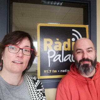 Selfie Jordi Plaza i Sira Riera Palau a Debat 02.02.2023 ret.jpeg